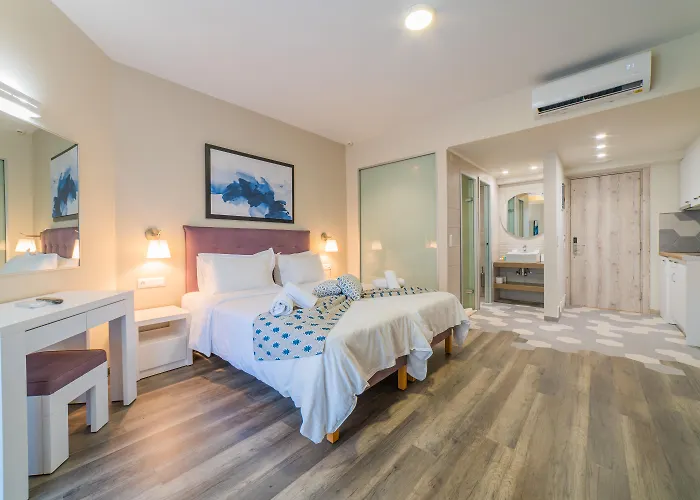 Bio & Rethymno (Crete)