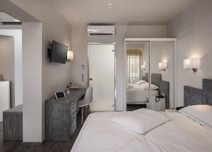 Bio & 4* Rethymno (Crete)