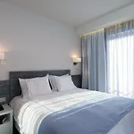 Bio & Hotel